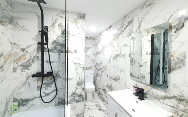 Dysa Banks Apartments