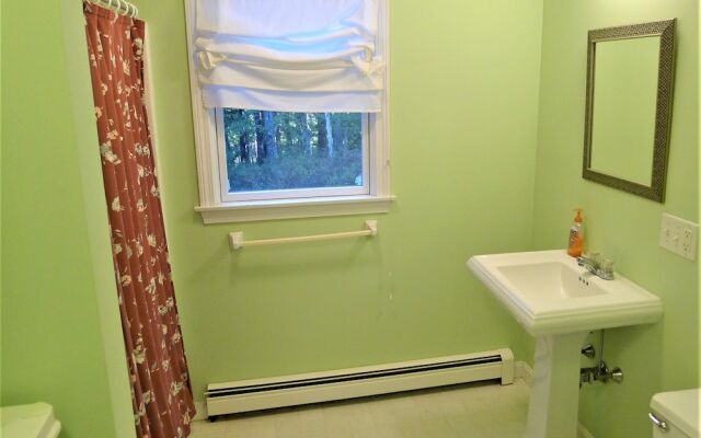 300 Gross Hill - 3 Bedroom House