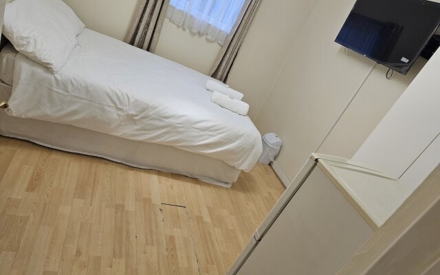 Bruce Rooms