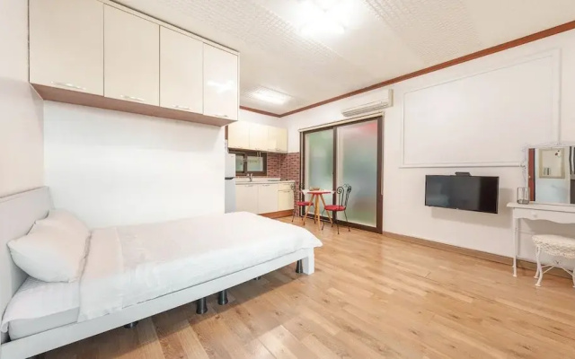 Geoje Yeoul Pet-friendly Pension