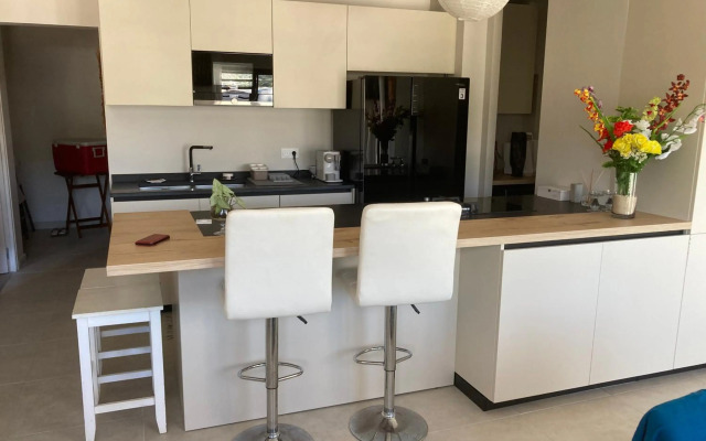 Standing Residence Tevai