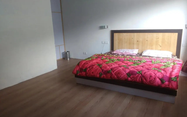 Retro Valley Camping Resort by OYO Rooms