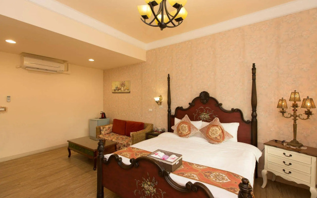 The Anderson Manor Hotel