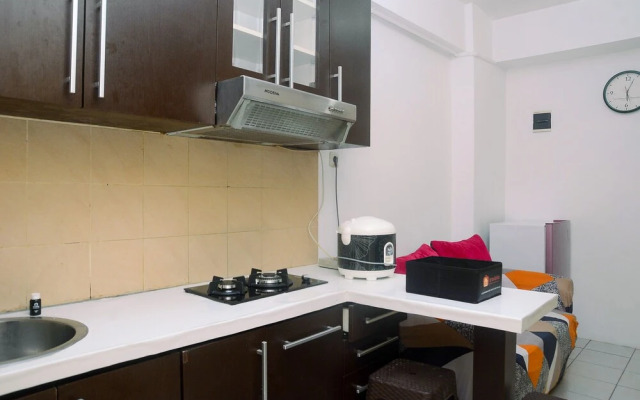 Tidy 2BR with Modern Design Green Pramuka City Apartment