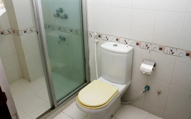 Allegro Holiday Suites