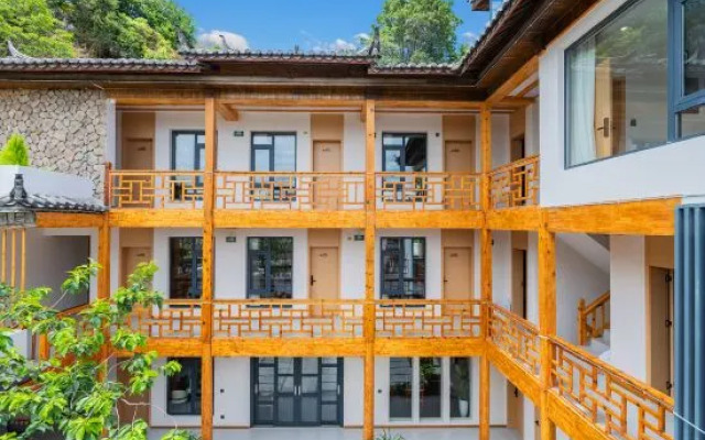 Zizaitang Inn