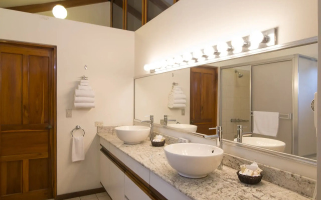 Aparthotel & Suites Villas Del Rio