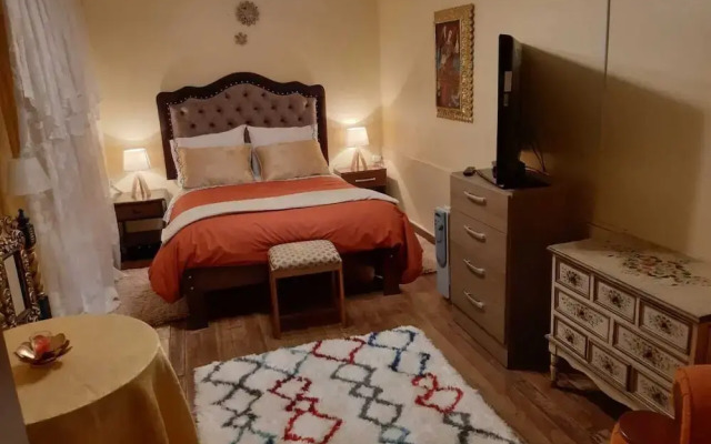 Colonial Guest House
