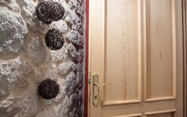 Apartment and Room Ursa