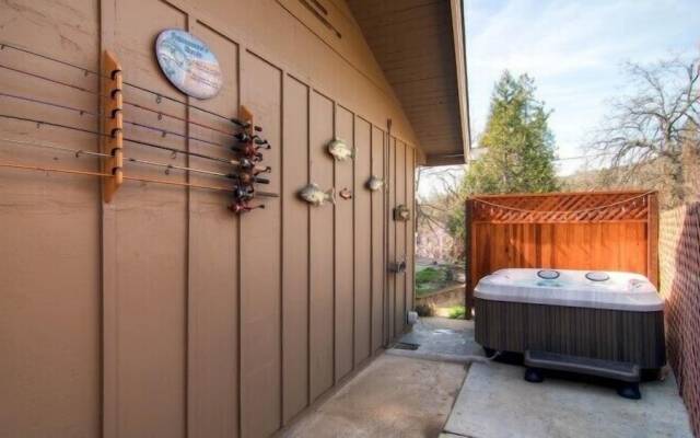 Scenic Wonders Fisherman's Oasis 3 Bd