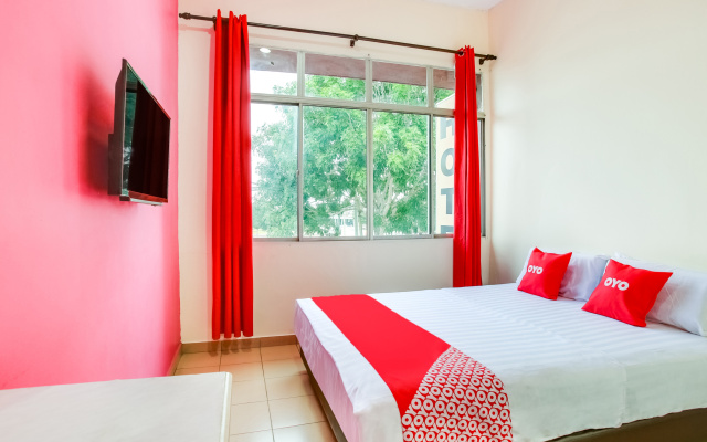 OYO 89656 Melati Hotel Nilai