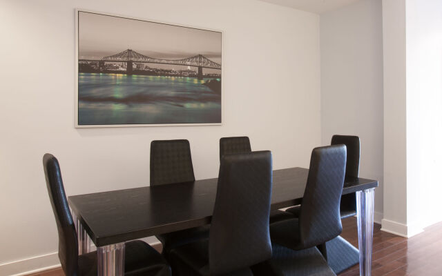 3 bedrooms 2 bathrooms Mont-Royal Apartment by Lux Montreal Vacations Rentals