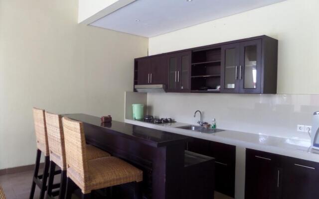 Tanjung Lima Seminyak Villas