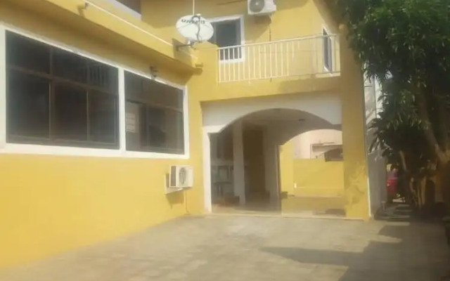 Ama Serwaa Lodge