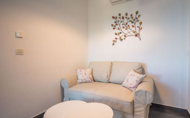 Apartment Damir Pöytyä