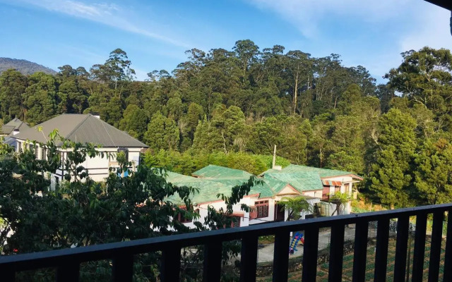 The Green Luxury Apartment