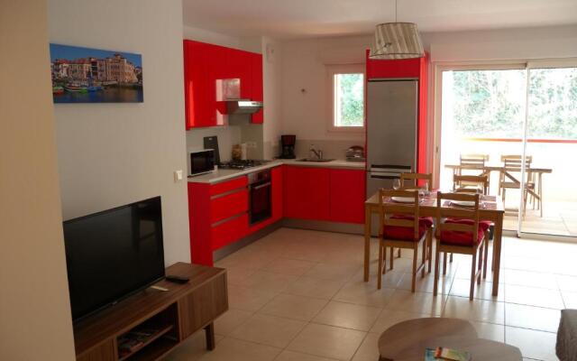 HENDAYE- T2 3*-Wifi-350m plage-terrasse-garage