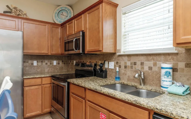 Fun 2 Bedroom Pets Pool Sleeps 6