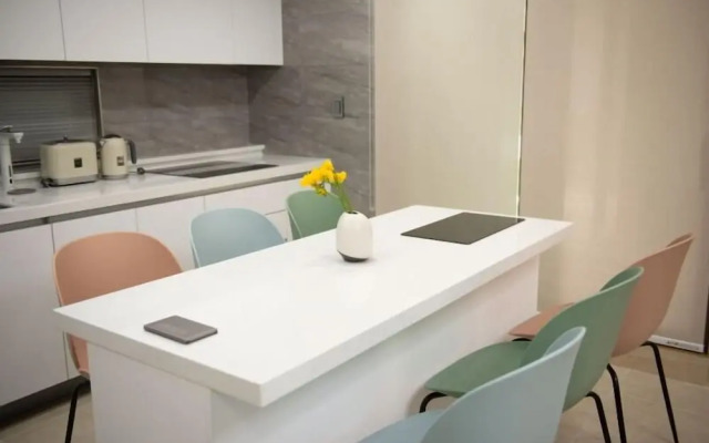 Poolstory 6 pool villa