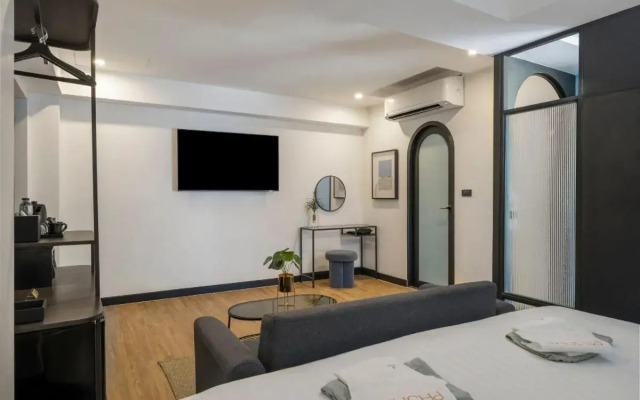 Myhotel CMYK Ratchada