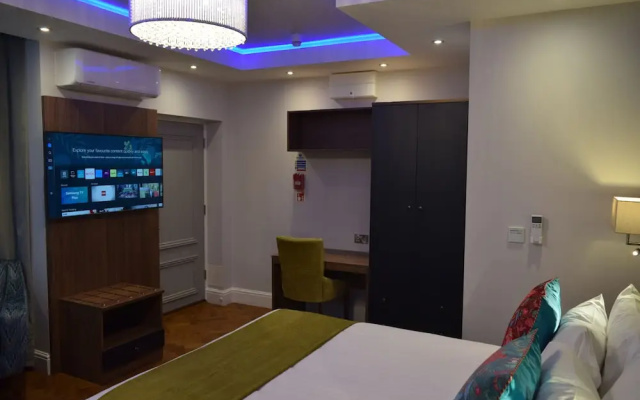 St Andrews Hotel