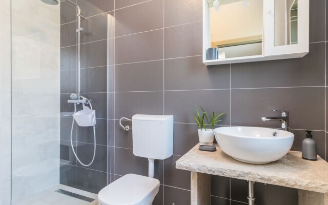 Natali Kaldanija in Kaldanija