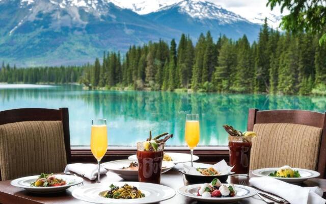 Fairmont Jasper Park Lodge