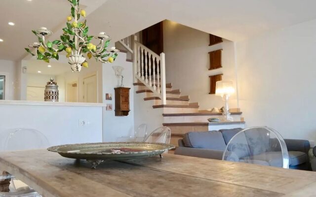 Villa Bonita Duplex Apartment