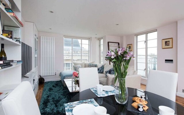 Luxury and Modern Bayswater Apartment