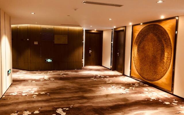 Suzhou Artrip Holiday Hotel