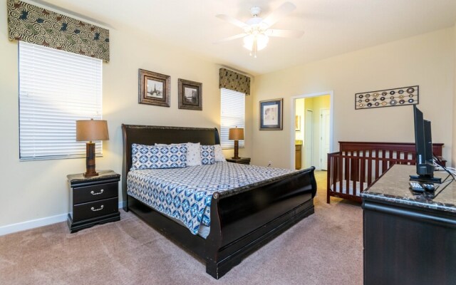 1428 Moonvalley Drive