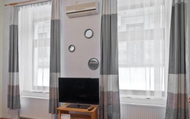 Capital Center Apartments Üllői