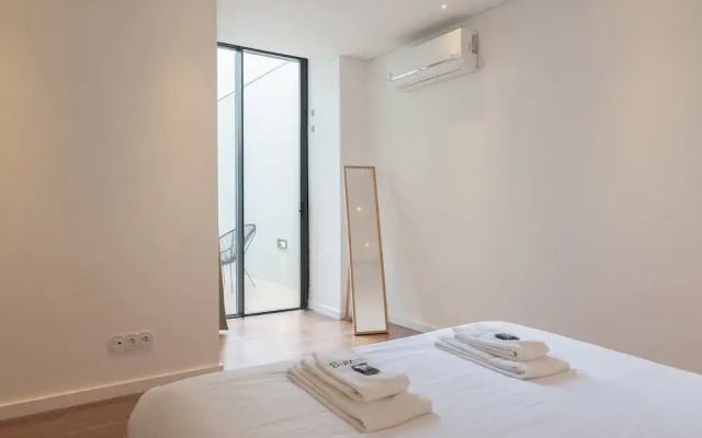 Liiiving in Porto - The Prestige Apartment C