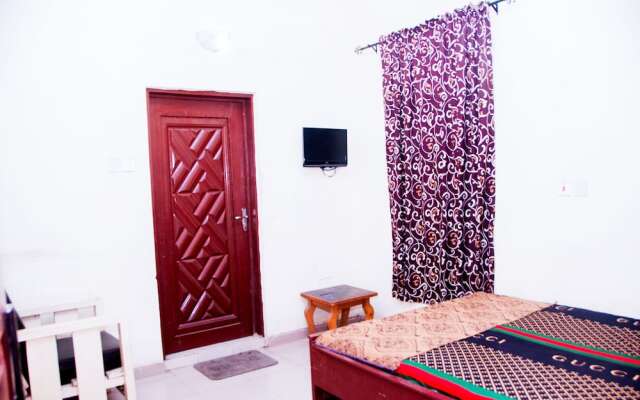 Zenmof Royal Guest House