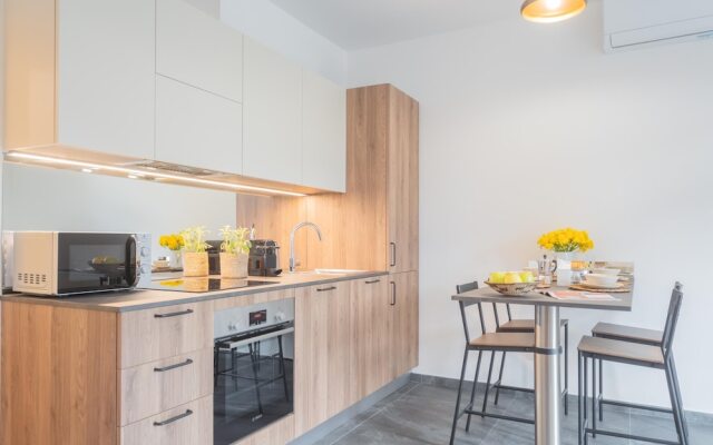 Cozy Nest on the Lake