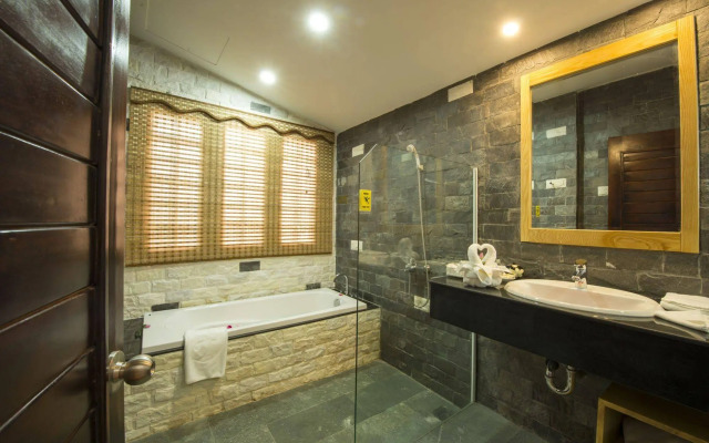 Famiana Green Villa