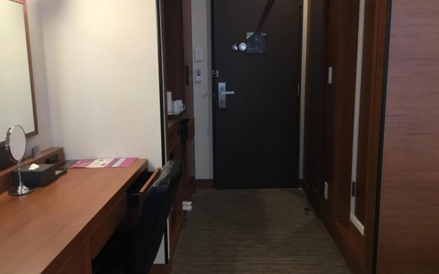 Oriental Suites Airport Osaka Rinku