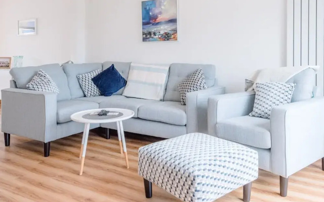 4 Sea View Walk, Pakefield