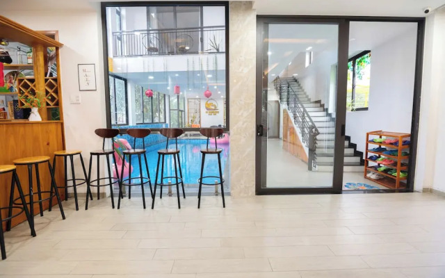 Le riverside Villa Hoi An by Hometown