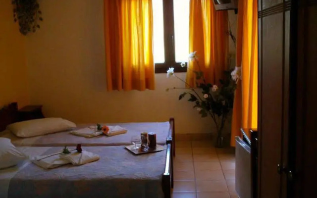 Kassandra Hotel