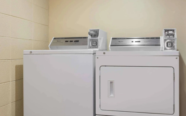 Best Western Greenbrier Inn