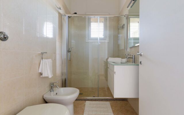 Villa La Strea by Barbarhouse