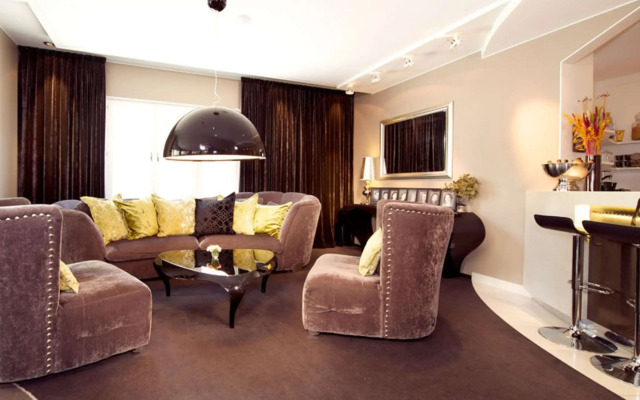 Home Hotel Tapto