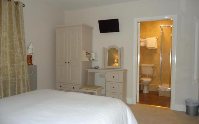Templemore Arms Hotel