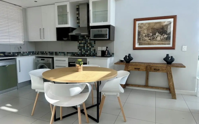 KMG Apartments at The Apex on Smuts