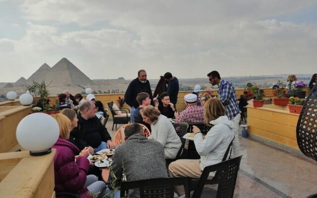 Gardenia Pyramids Hostel