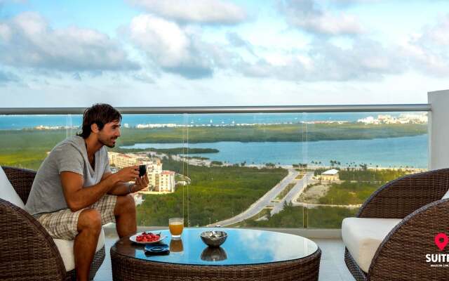 Suites Malecon Cancun