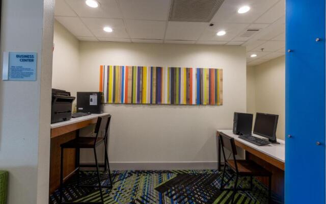 Holiday Inn Express And Suites Arlington North - Stadium Area by IHG