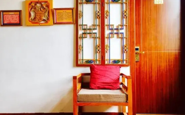 Mysterious Langmusi Hostel