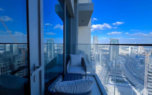 Luxury 2bed Balcony City View